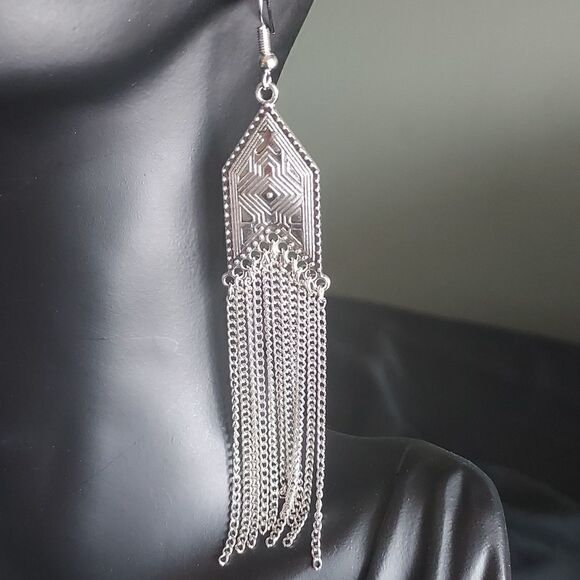 SILVER AZTEC PRINT TASSEL EARRINGS - Picture 5 of 6